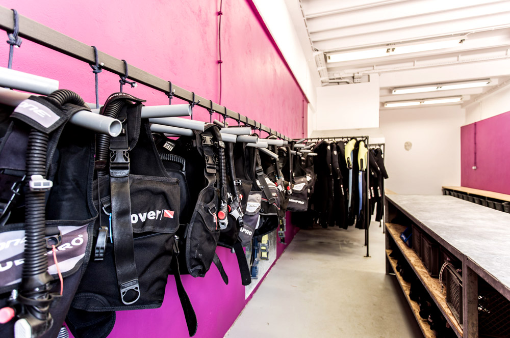 Ausrüstungsverleih und Rental Station | DIVE LOFT KRK